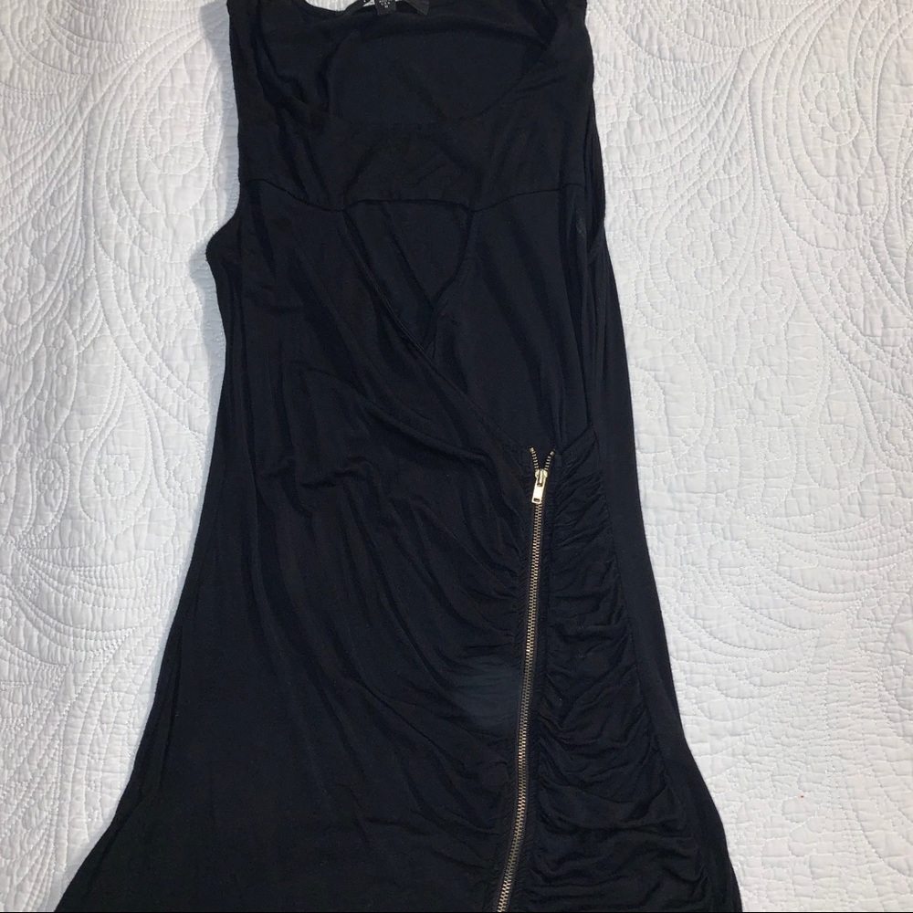 3 TOPS - Picture 2 of 4